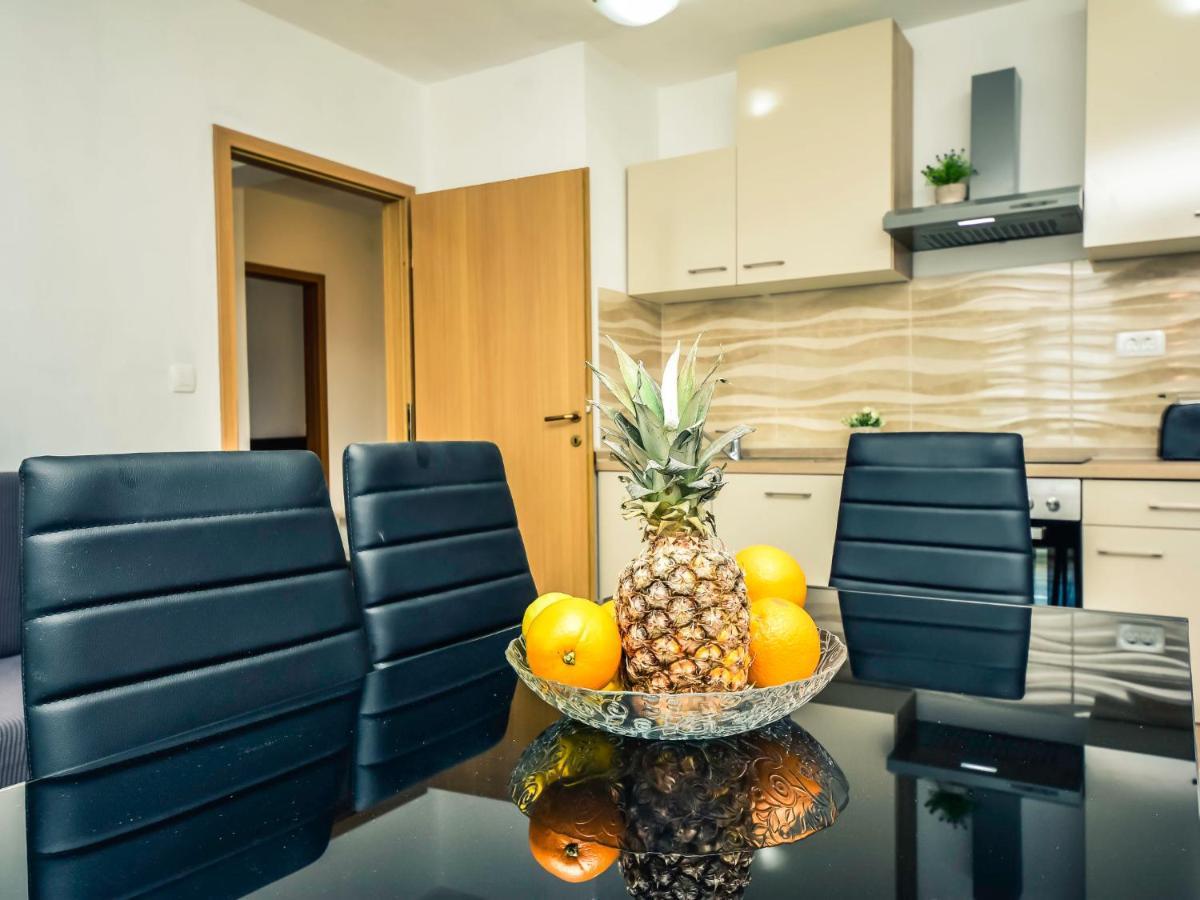 Holiday Home Marijana By Interhome มาสเลนีซา ภายนอก รูปภาพ