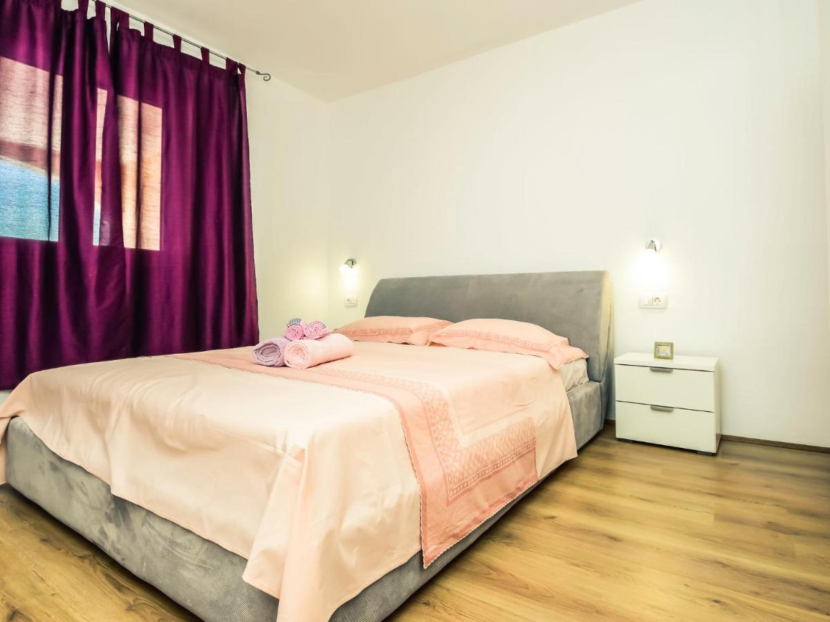 Holiday Home Marijana By Interhome มาสเลนีซา ภายนอก รูปภาพ